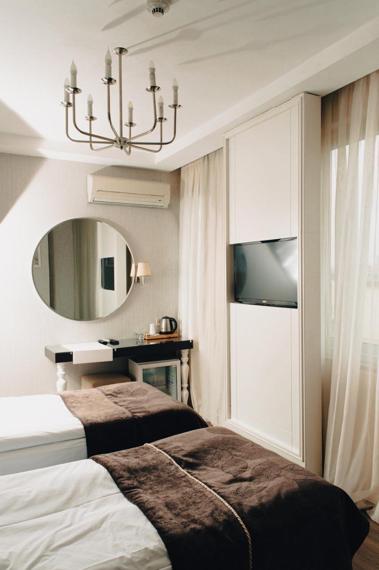 Hotel Center Taksim 4*